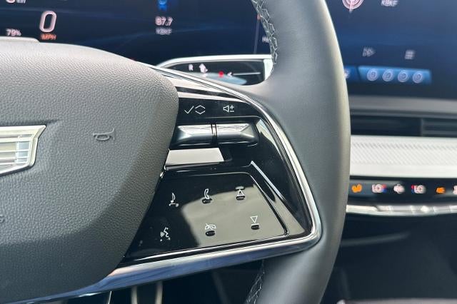 2027 Cadillac OPTIQ Luxury