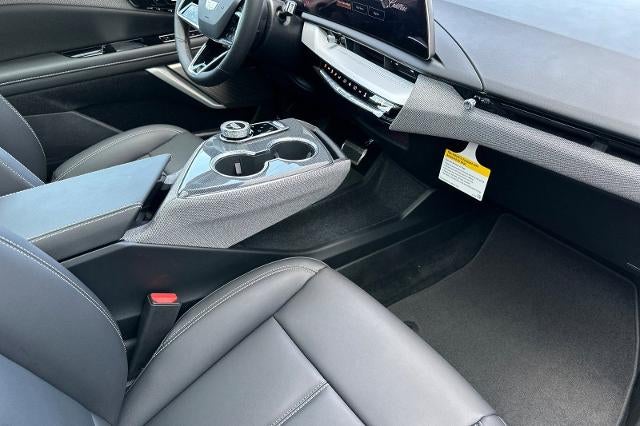 2027 Cadillac OPTIQ Luxury