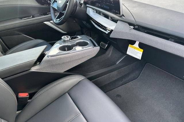 2027 Cadillac OPTIQ Luxury