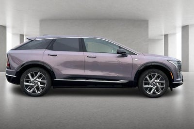 2026 Cadillac OPTIQ Luxury