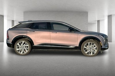 2026 Cadillac OPTIQ Luxury