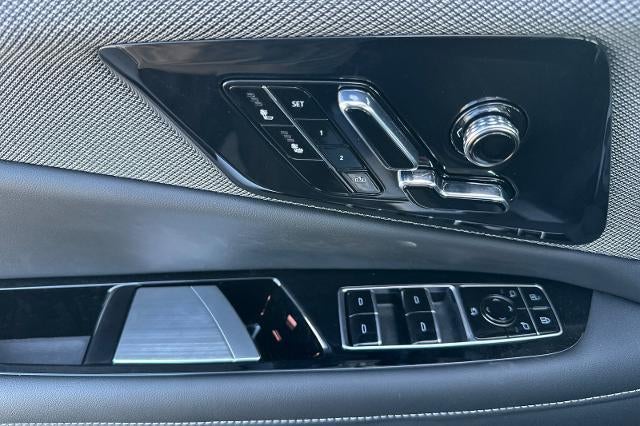 2027 Cadillac OPTIQ Luxury