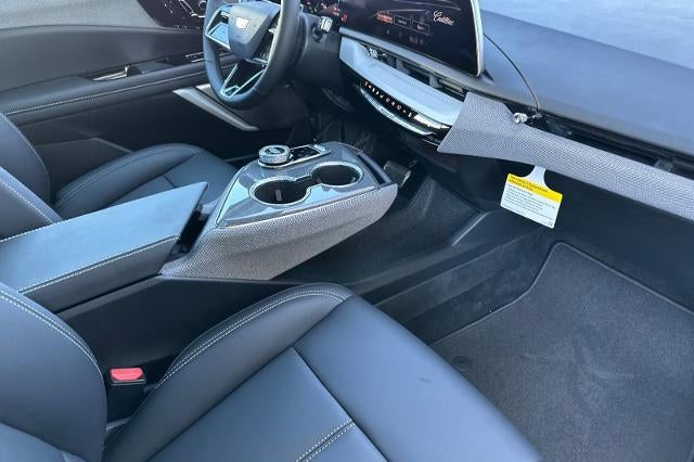 2027 Cadillac OPTIQ Luxury