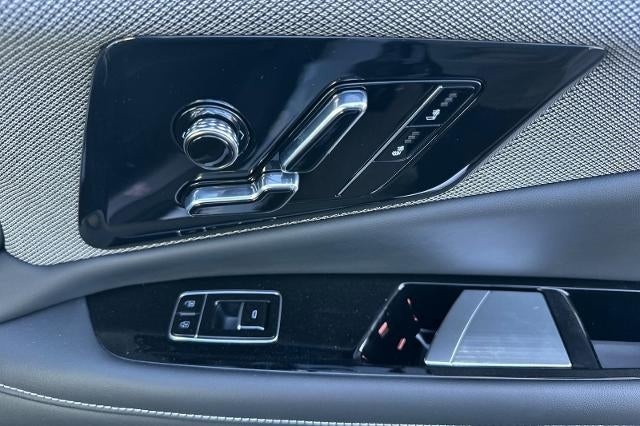 2027 Cadillac OPTIQ Luxury