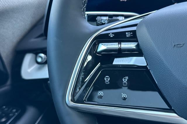 2027 Cadillac OPTIQ Luxury