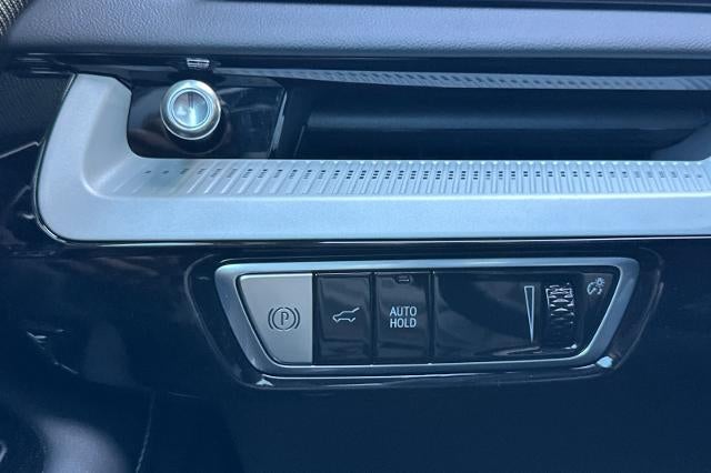 2027 Cadillac OPTIQ Luxury