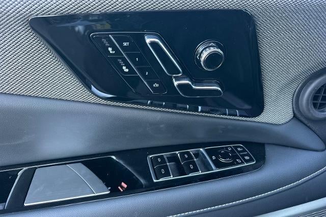 2027 Cadillac OPTIQ Luxury