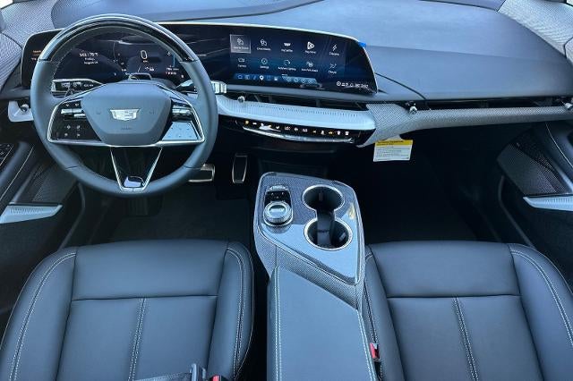 2027 Cadillac OPTIQ Luxury