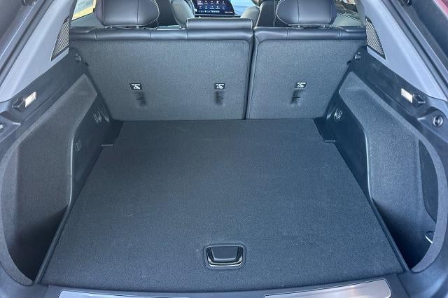 2027 Cadillac OPTIQ Luxury