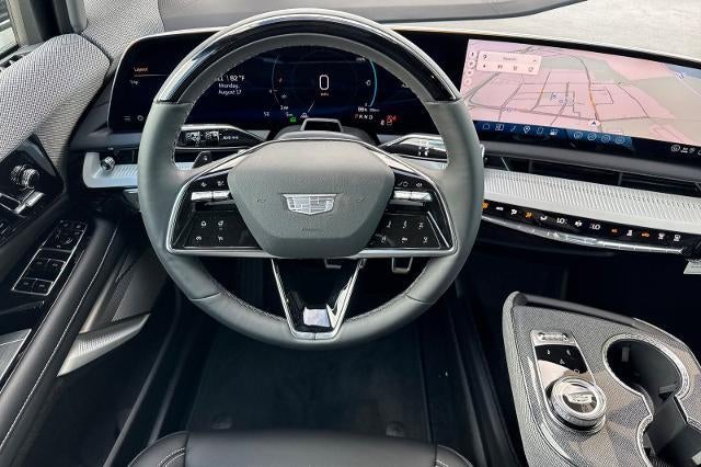 2027 Cadillac OPTIQ Luxury