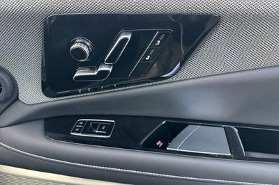 2027 Cadillac OPTIQ Luxury