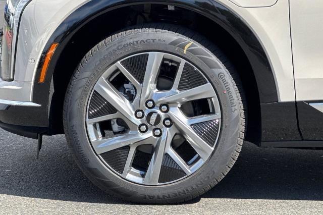 2027 Cadillac OPTIQ Luxury