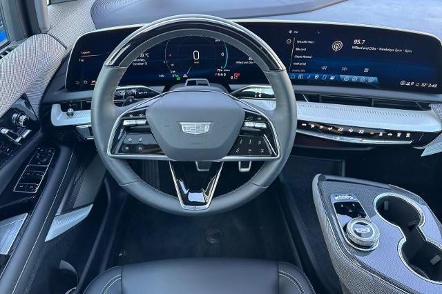 2027 Cadillac OPTIQ Luxury