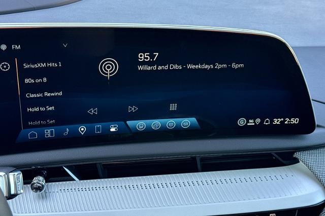 2027 Cadillac OPTIQ Luxury