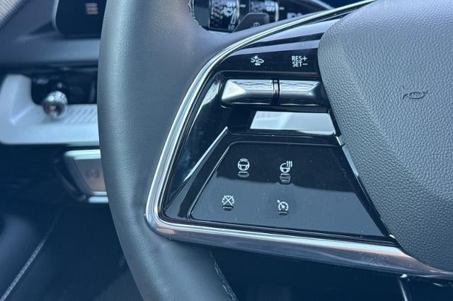 2027 Cadillac OPTIQ Luxury