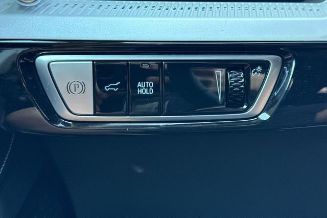 2027 Cadillac OPTIQ Luxury