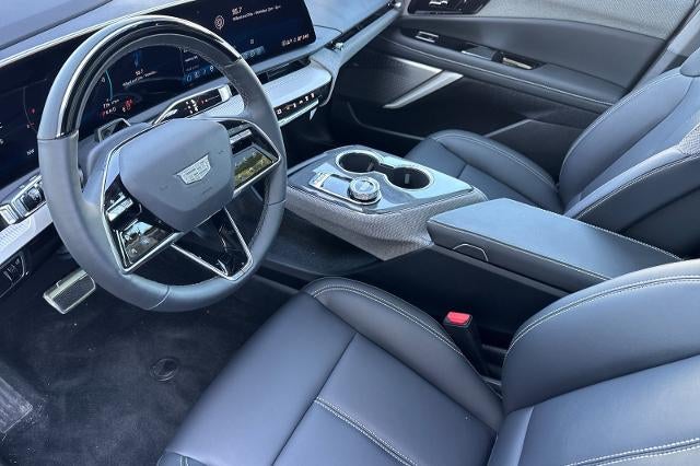 2027 Cadillac OPTIQ Luxury