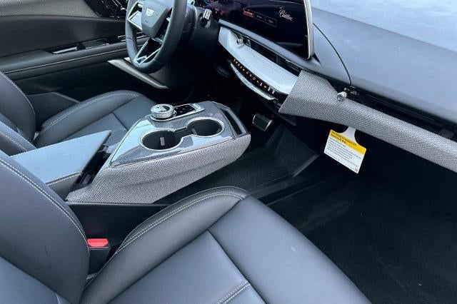 2027 Cadillac OPTIQ Luxury