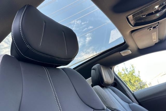 2027 Cadillac OPTIQ Luxury