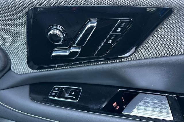 2027 Cadillac OPTIQ Luxury