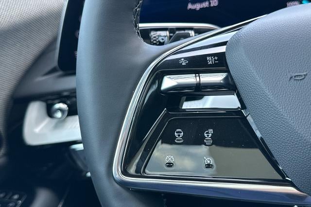 2027 Cadillac OPTIQ Luxury