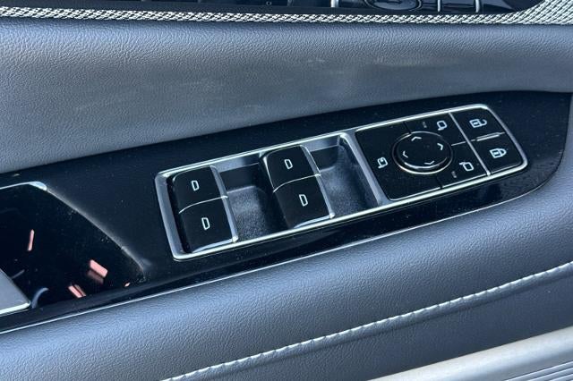 2027 Cadillac OPTIQ Luxury