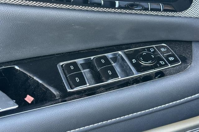 2027 Cadillac OPTIQ Luxury