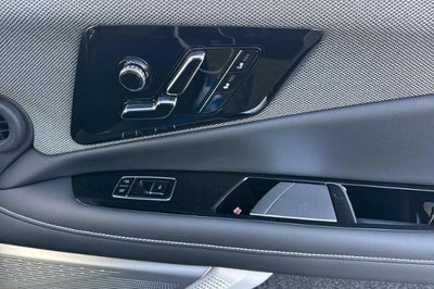 2027 Cadillac OPTIQ Luxury
