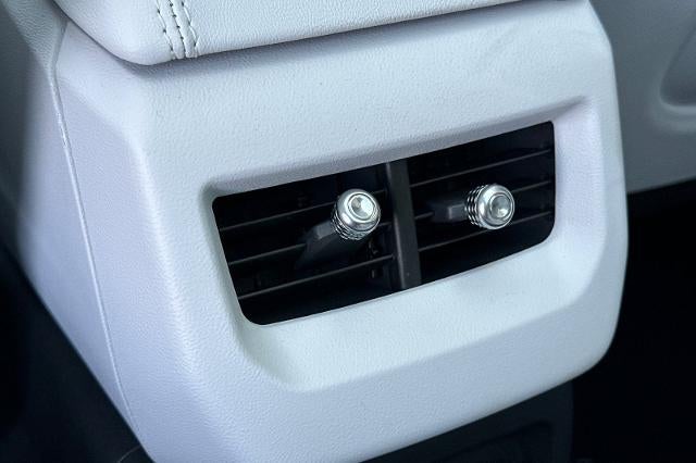 2027 Cadillac OPTIQ Luxury