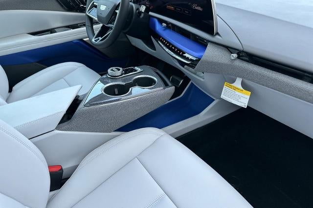 2027 Cadillac OPTIQ Luxury