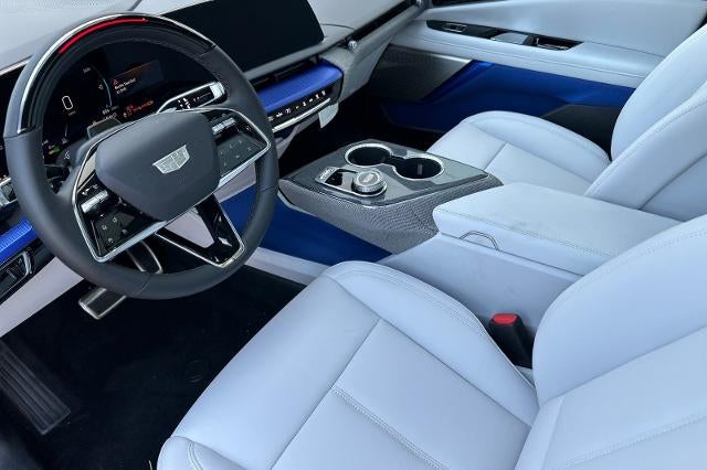 2027 Cadillac OPTIQ Luxury