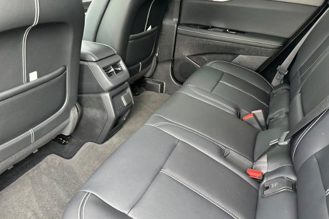 2027 Cadillac OPTIQ Luxury