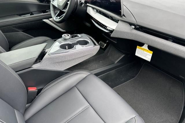 2027 Cadillac OPTIQ Luxury