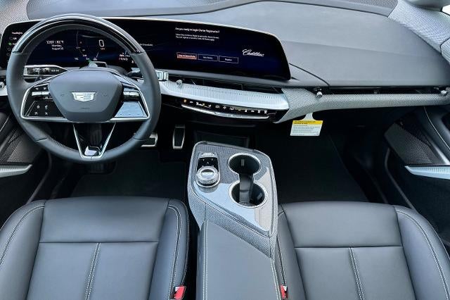 2027 Cadillac OPTIQ Luxury