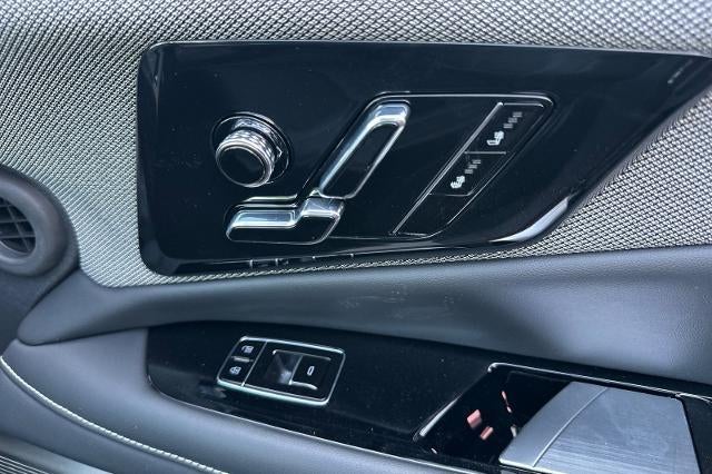 2027 Cadillac OPTIQ Luxury
