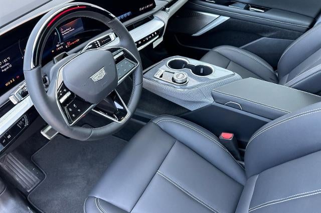 2027 Cadillac OPTIQ Luxury