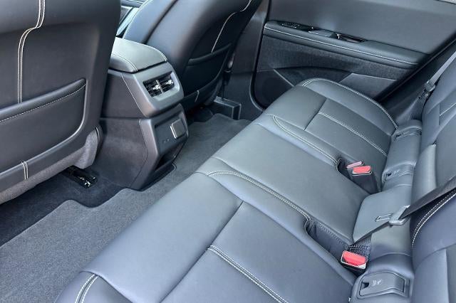 2027 Cadillac OPTIQ Luxury