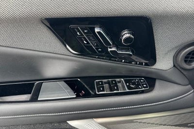2027 Cadillac OPTIQ Luxury
