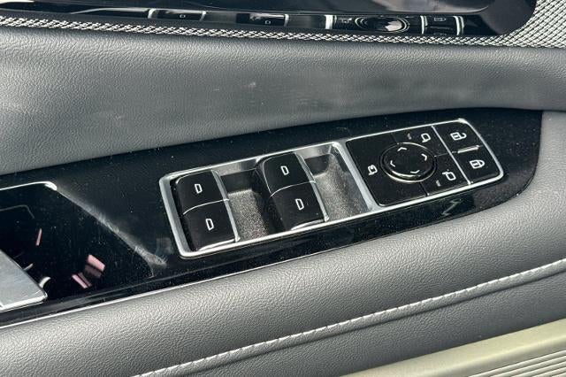 2027 Cadillac OPTIQ Luxury