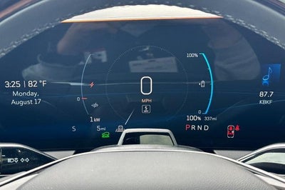 2027 Cadillac OPTIQ Luxury