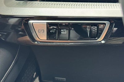 2027 Cadillac OPTIQ Luxury