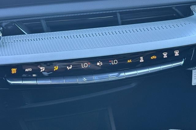 2027 Cadillac OPTIQ Luxury