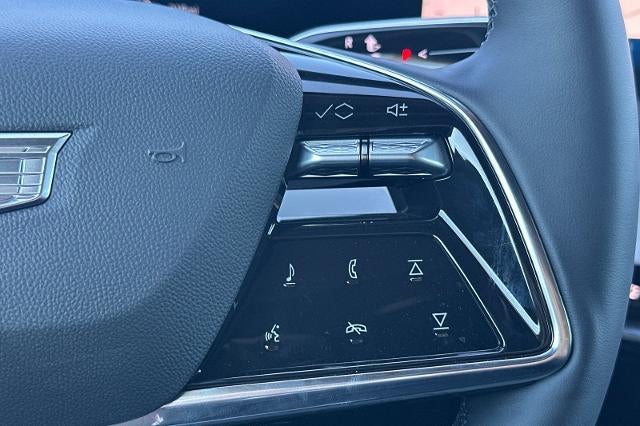 2027 Cadillac OPTIQ Luxury