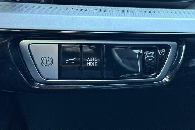 2027 Cadillac OPTIQ Luxury