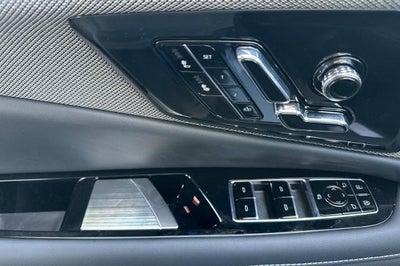 2027 Cadillac OPTIQ Luxury
