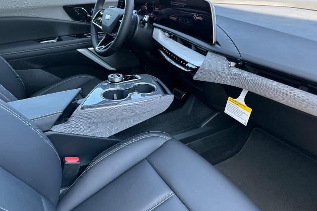 2027 Cadillac OPTIQ Luxury