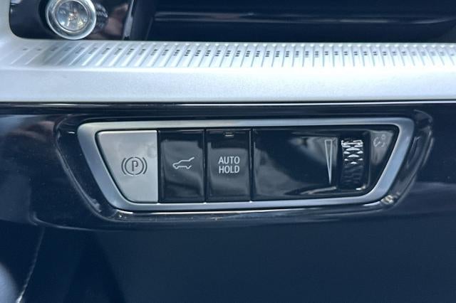 2027 Cadillac OPTIQ Luxury