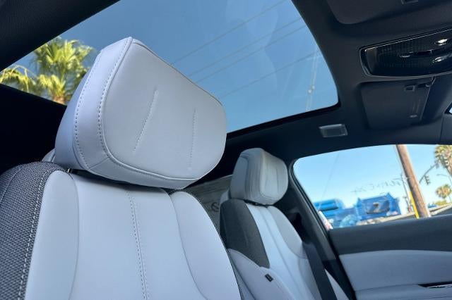 2027 Cadillac OPTIQ Luxury