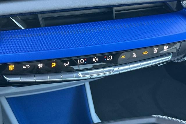 2027 Cadillac OPTIQ Luxury