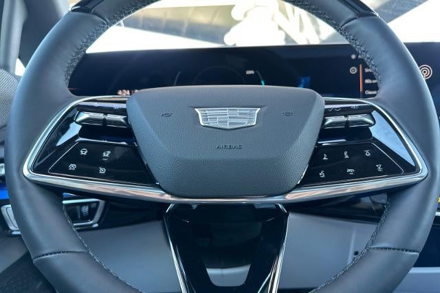 2027 Cadillac OPTIQ Luxury
